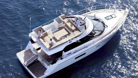 Sealine F42