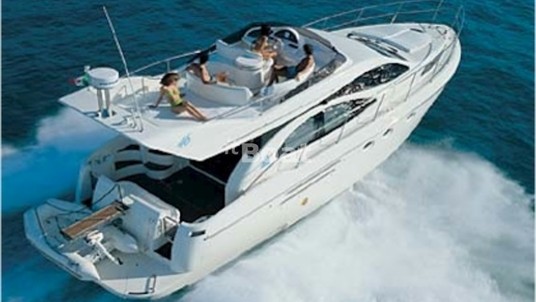 Azimut 46