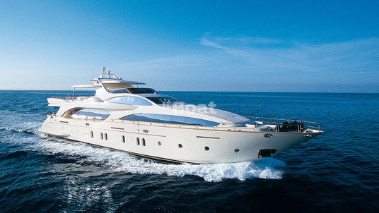 Azimut Grande 116