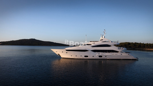 Sunseeker 40M Yacht