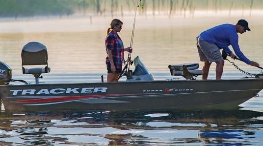 Tracker Super Guide V-16 SC