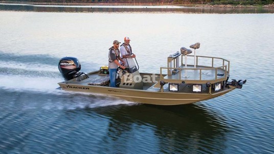 Tracker Grizzly 1860 MVX CC Sportsman