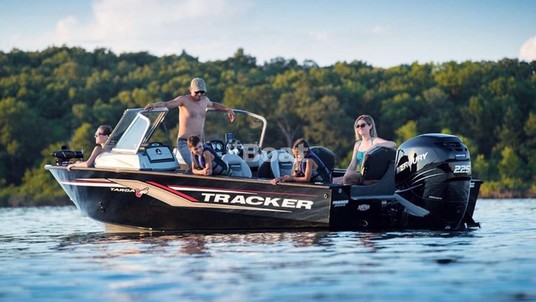 Tracker Targa V-20 Combo