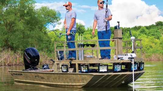 Tracker Grizzly 2072 CC Sportsman Kicker