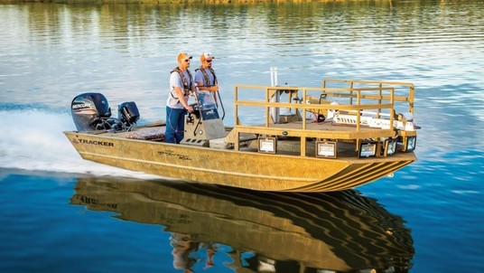 Tracker Grizzly 2072 CC Sportsman Kicker