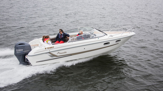 Yamarin 68 Day Cruiser