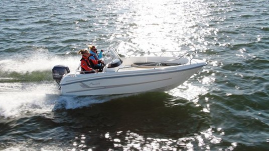 Yamarin 46 Side Console