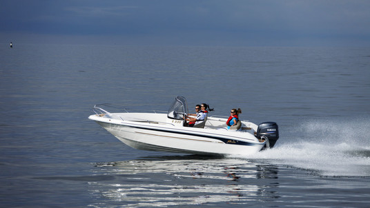 Yamarin 61 Center Console