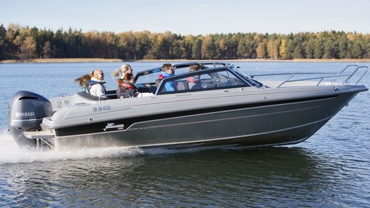 Yamarin Cross 75 Bow Rider