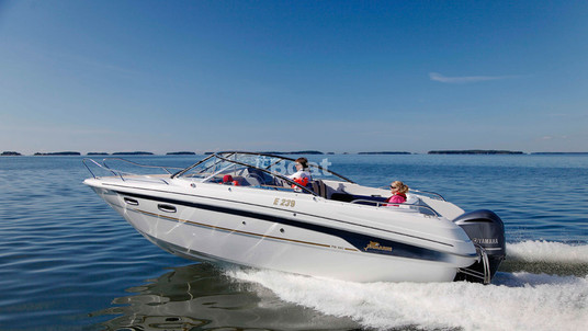 Yamarin 76 Day Cruiser