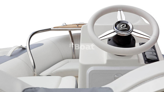 Zodiac Yachtline 340