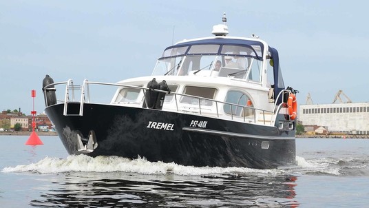 Судостроительная компания «Ушаковские Верфи» RESPECT 1300 AK