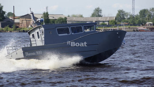 Barents Boats 900