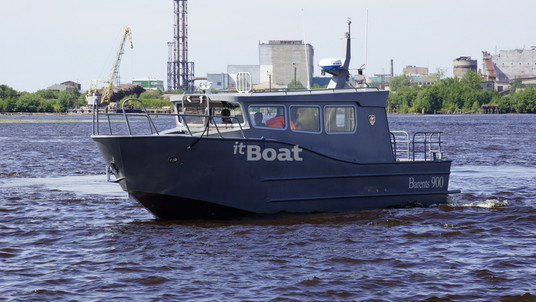 Barents Boats 900