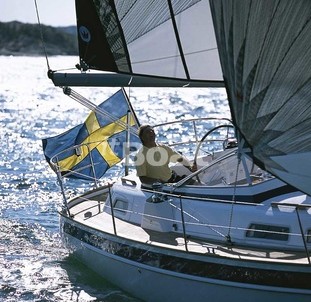 Hallberg-Rassy 37
