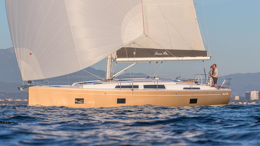 Hanse 418