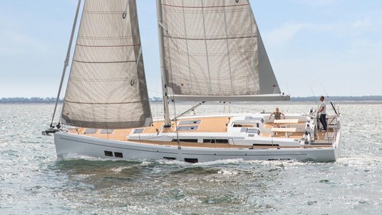 Hanse 548