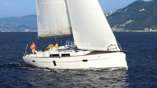 Hanse 445
