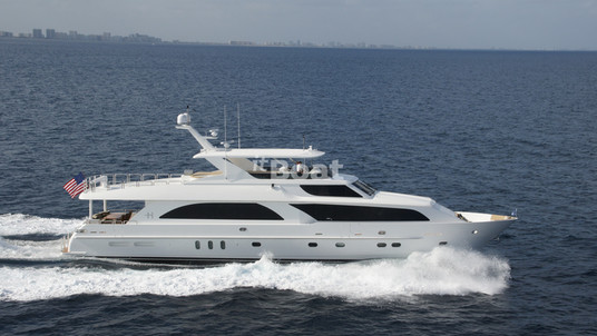 Hargrave 100' Raised Pilothouse