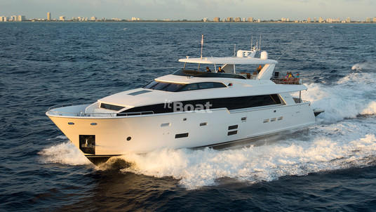 Hatteras 100 Raised Pilothouse