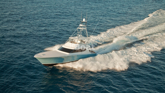 Hatteras GT 70