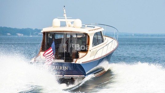 Hinckley Talaria 48 MKII