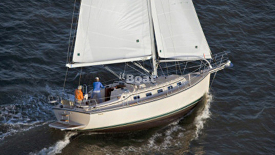 Island Packet Yachts Estero