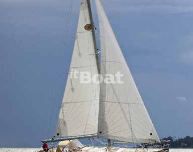 Island Packet Yachts IP360