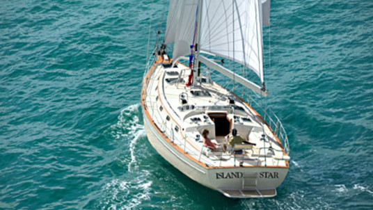 Island Packet Yachts IP460