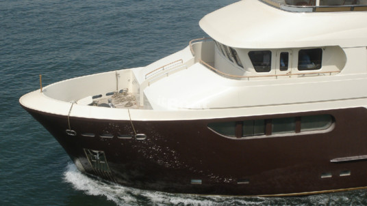 Jade Yachts 90
