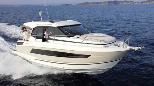 Jeanneau NC 33