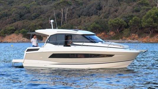Jeanneau NC 33