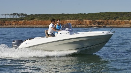 Jeanneau Cap Camarat 5.5 CC Serie 2