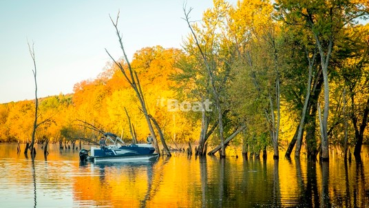 Larson 2200 Escape RT Twin FC