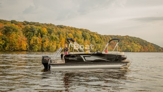 Larson Escape RT 2400 Twin