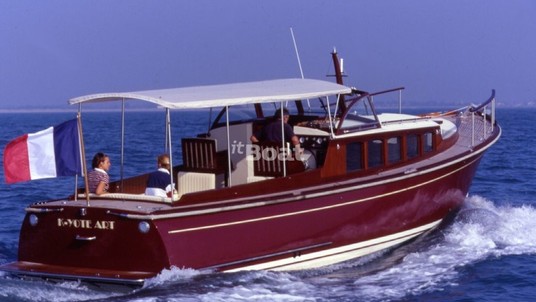 Latitude 46 Andreyale 12M