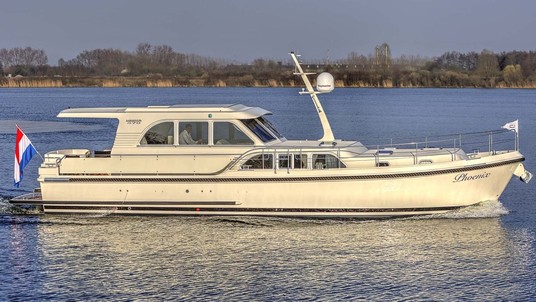 Linssen Grand Sturdy 470 Sedan Wheelhouse