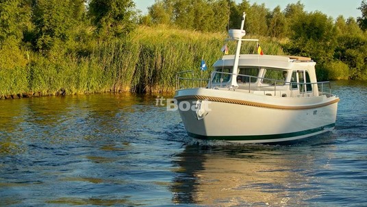 Linssen Grand Sturdy 29.9 Sedan