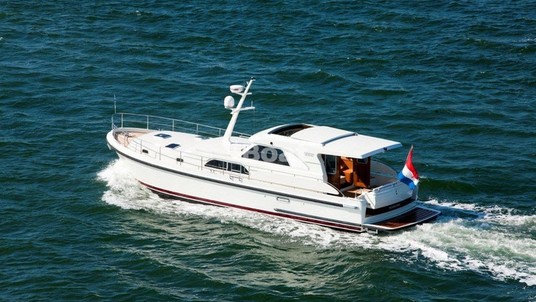 Linssen Range Cruiser 430 Sedan Wheelhouse