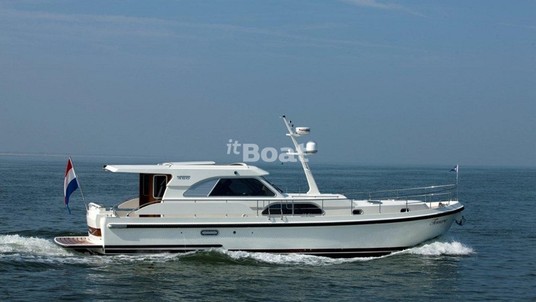 Linssen Range Cruiser 450 Sedan Wheelhouse