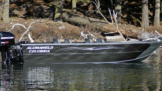 Alumaweld Columbia 23 ft