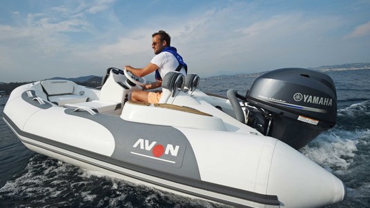 Avon Seasport 360 Deluxe