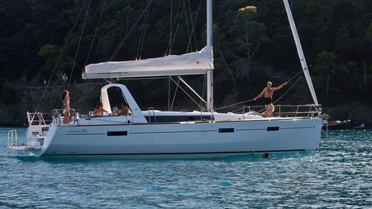 Beneteau Oceanis 45