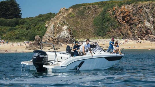 Beneteau Flyer Sundeck 8