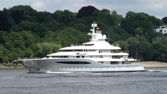 Blohm + Voss Mayan Queen IV