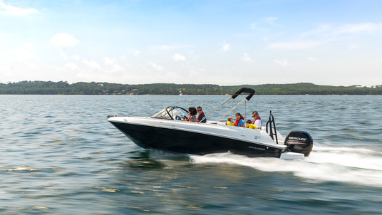 Bayliner Element E7
