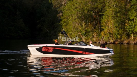 Bayliner WT-Surf
