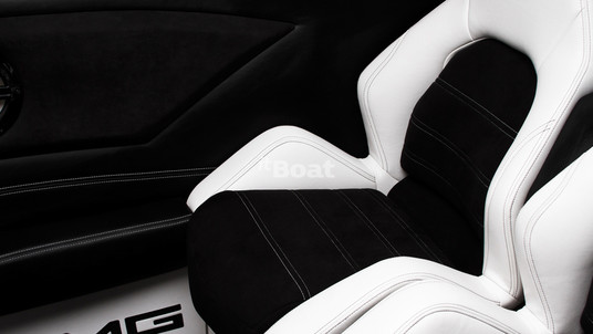 Cigarette 50 AMG Black Series