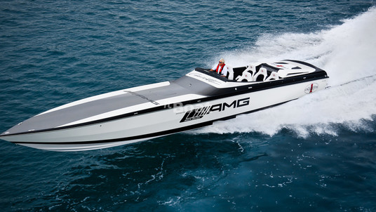 Cigarette 50 AMG Black Series