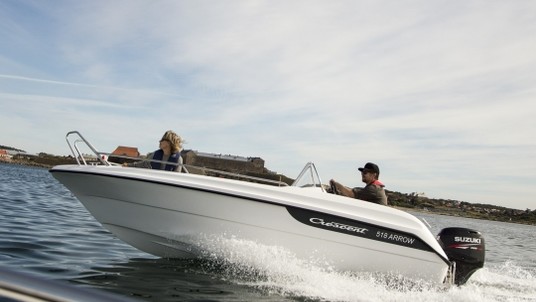 Crescent 520 CC Arrow